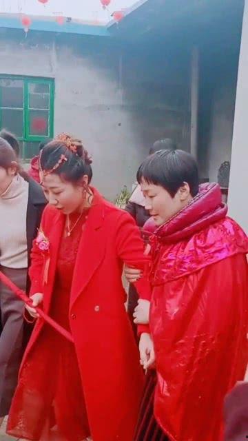 新郎吃瓜群众视频,一场意外的欢乐盛宴