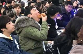 万达情人节吃瓜群众视频,吃瓜群众视角下的甜蜜狂欢