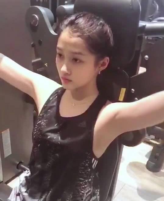 吃瓜吊带跳舞视频大全高清