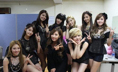 周二女星吃瓜事件视频在线观看,视频回顾，揭秘幕后真相