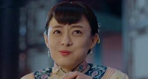 美女吃瓜哭了视频下载,视频下载引发网友热议