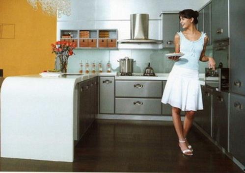 厨房吃瓜美女视频大全,视觉盛宴视频大全