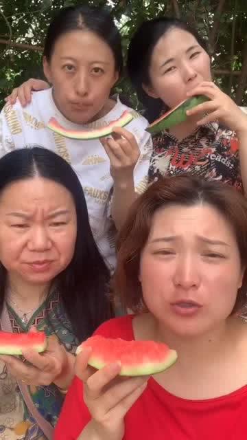 吃瓜群众化妆视频大全,化妆视频大全，轻松get美妆技巧