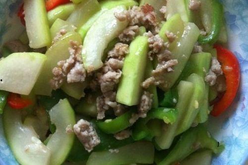 瓠瓜可以不削皮吃吗视频