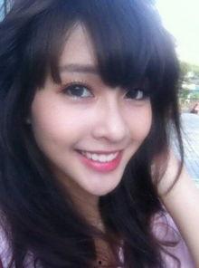 越南妞吃瓜视频