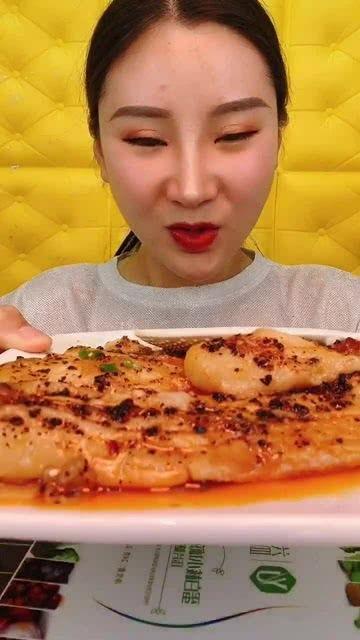 吃瓜吃油面包视频大全集,趣味视频大全集精彩回顾